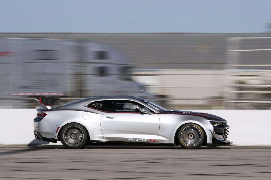  Chevrolet Camaro ZL1 1LE GT4.R 2017 года  (фото 10 из 10)